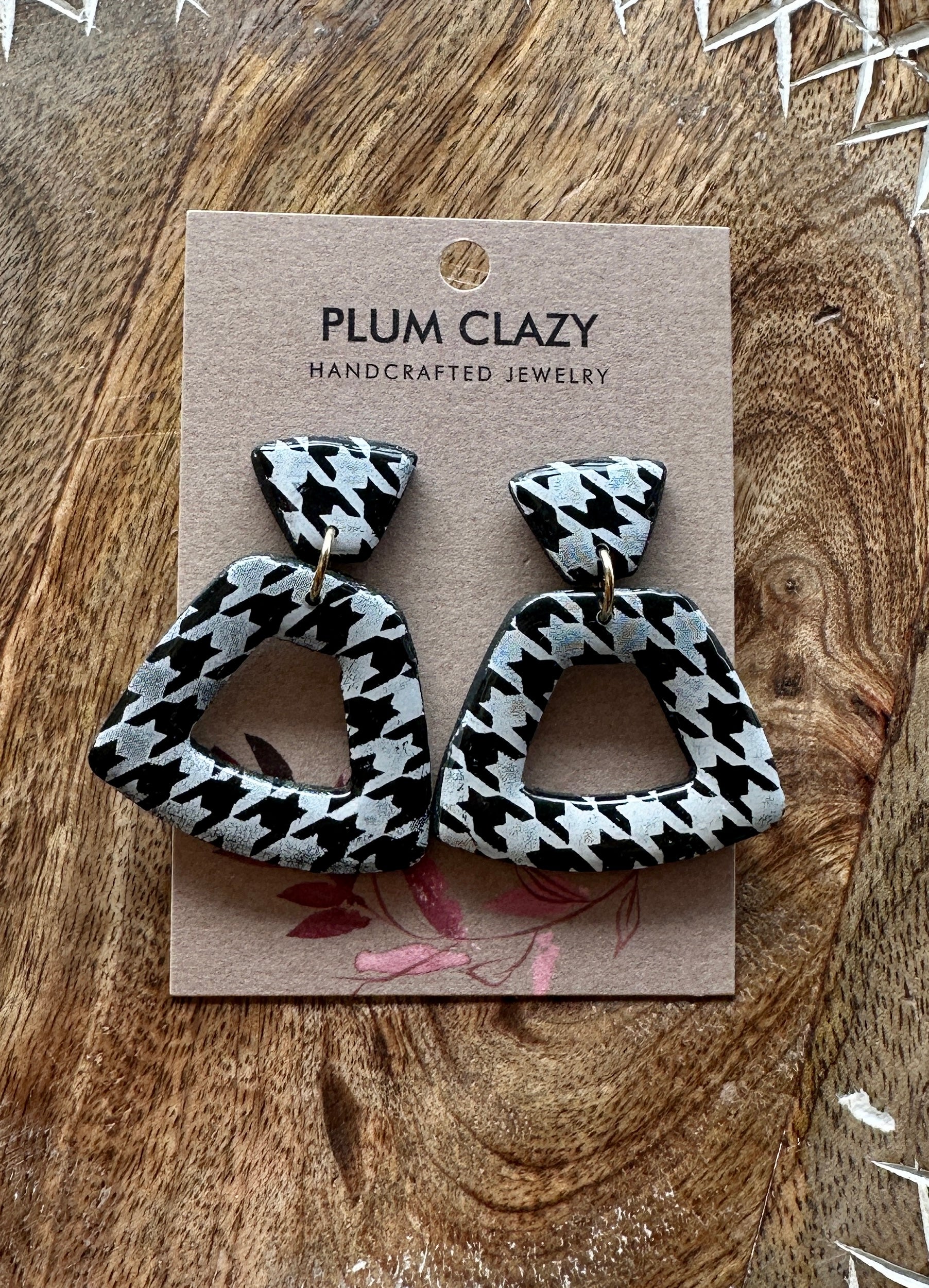 Houndstooth Dangle